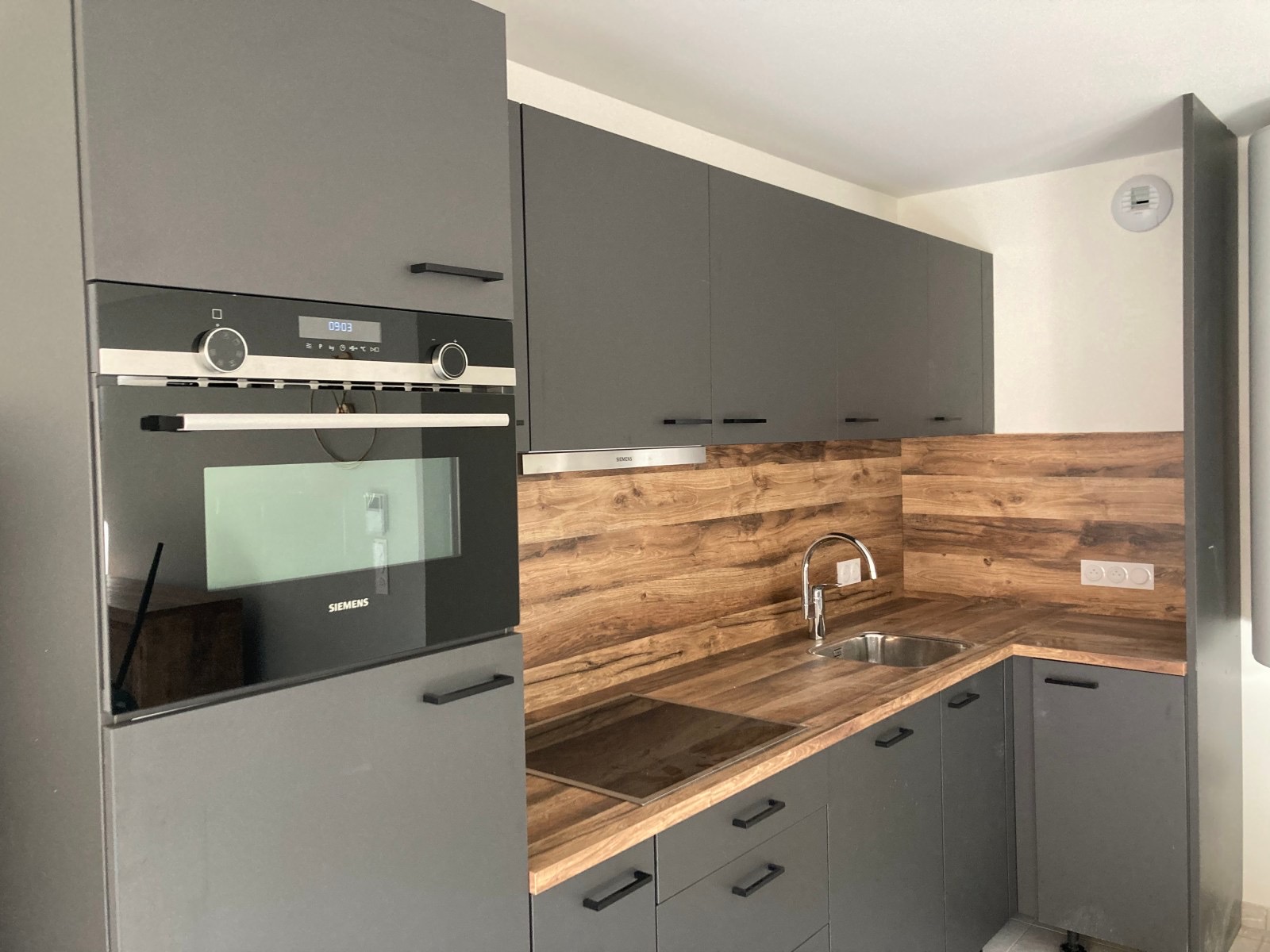 Moderne keuken van Le Bouquetin